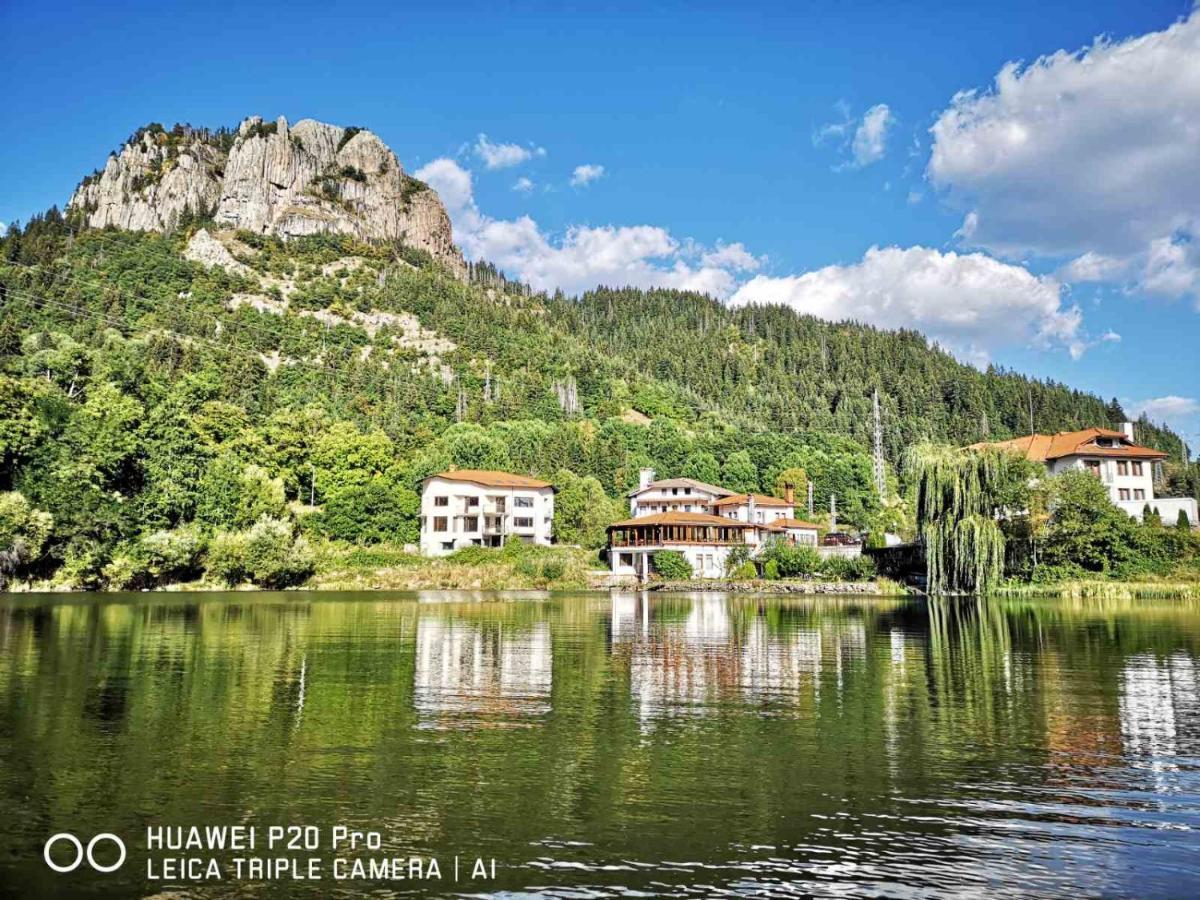 Ribkata Family Hotel Σμόλιαν Εξωτερικό φωτογραφία